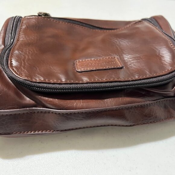 Men's Travel Kit Toiletry Hanging Zippered Bag Perry Ellis Portfolio Brown - Picture 7 of 16